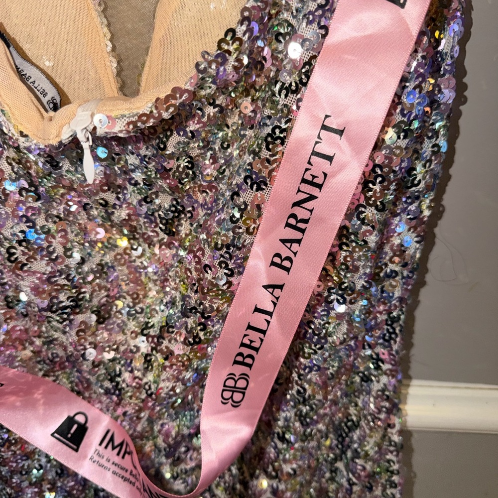 BELLA BARNETT Bead Straps Sequin Mini Dress Birthday Sexy Deep V Size Med - Picture 8 of 10